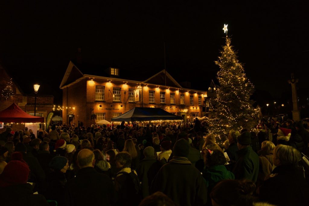 IH507648 (Carol's in the Causway 2025)